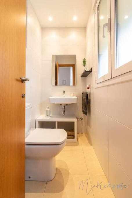 Apartamento 4 En Estadio Sevilla 8 Plazas Y Metro Екстер'єр фото