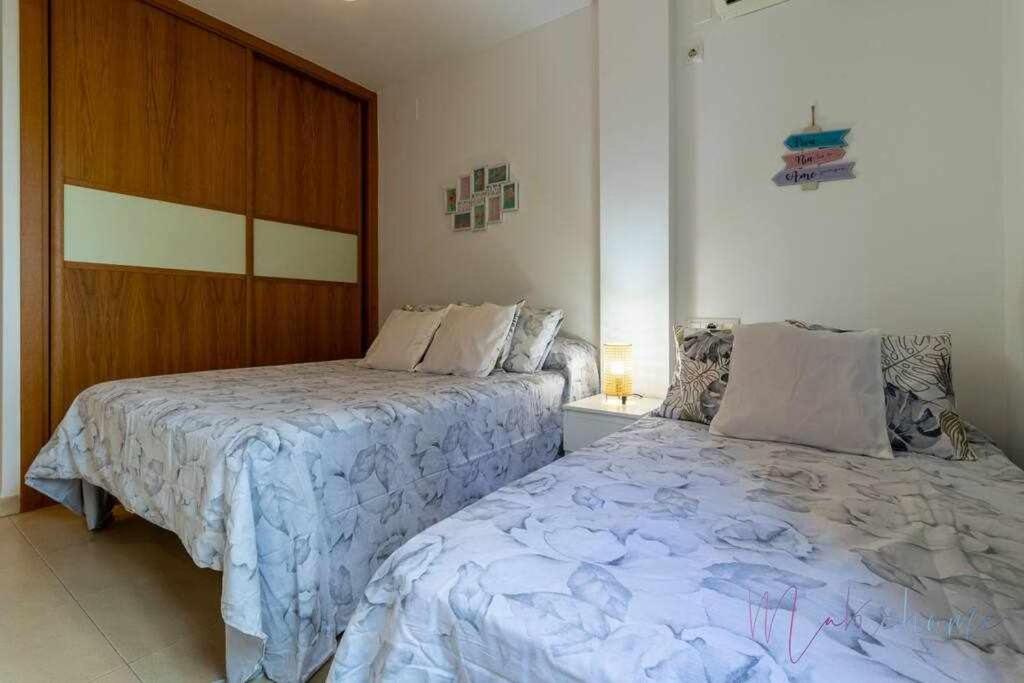 Apartamento 4 En Estadio Sevilla 8 Plazas Y Metro Екстер'єр фото